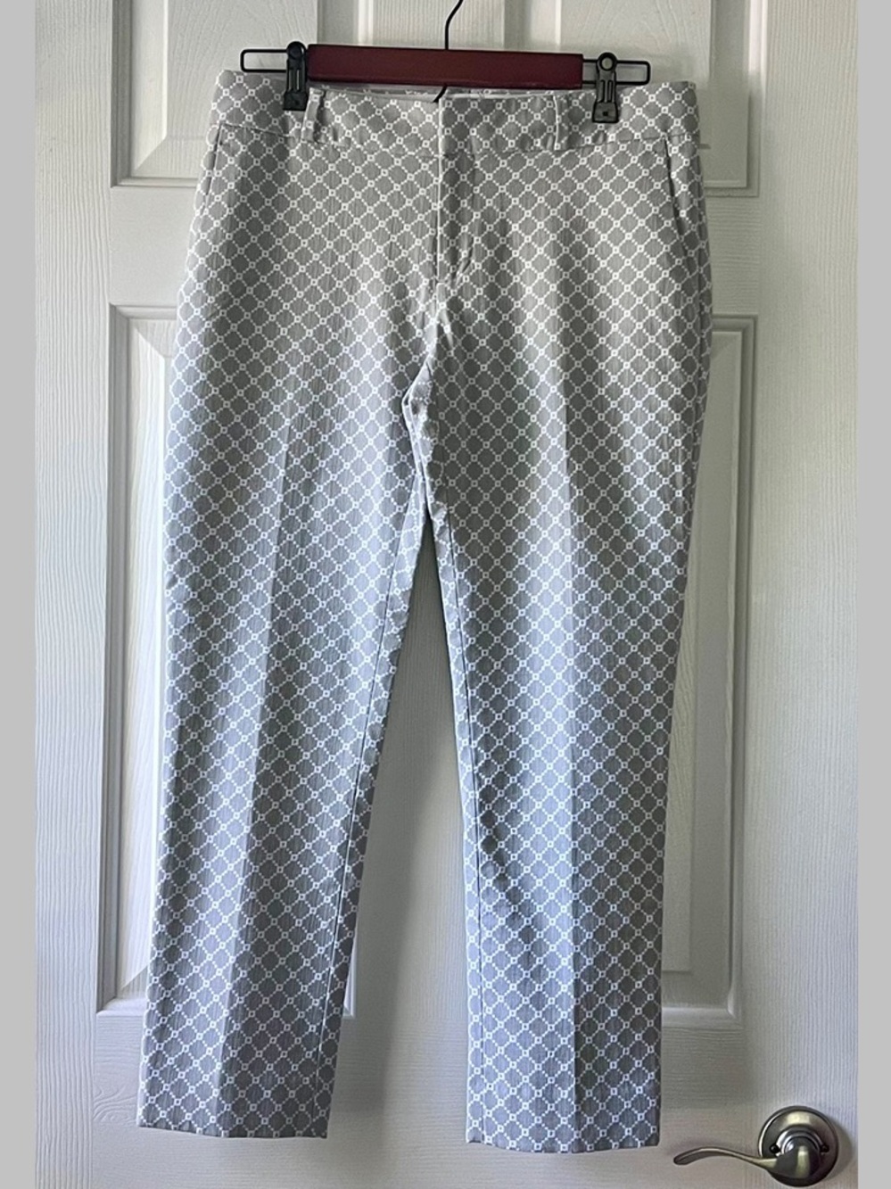 Banana Republic Hampton Fit ankle pants, size 4